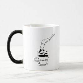 woman swimming in coffee cup magische mok