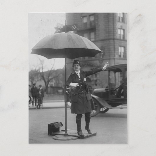 Woman Traffic Cop -  Briefkaart (Voorkant)