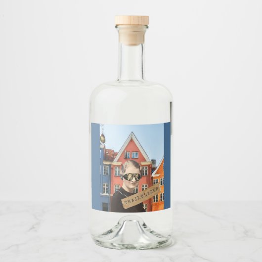  Woman Trailblazer Kitsch Veranderde Kunst Likeurfles Etiket (Voorkant)