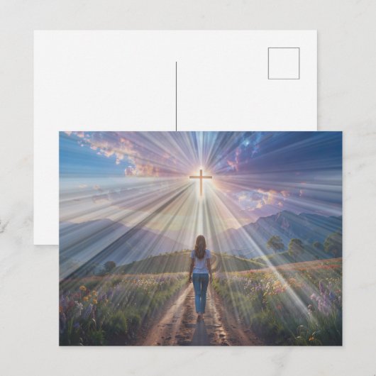 Woman Walking Toward Glowing Cross – Faith Journey Briefkaart (Voorkant / Achterkant)