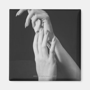 Womans Hands Magneet