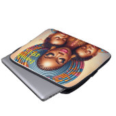 Women and child Isaiah 49:15: Laptop Sleeve (Voorkant onderkant)