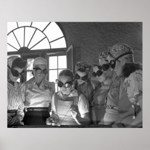 Women Welding, 1942 Poster