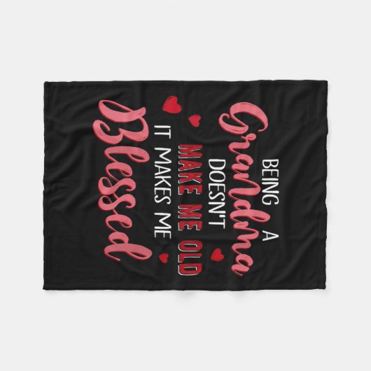 Womens Being A Grandma Doesn't Make Me Old It Make Fleece Deken (Voorkant (Horizontaal))