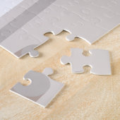Womens die de wekker in de hand drukken legpuzzel (Zijkant)