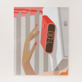 Womens die de wekker in de hand drukken legpuzzel (Verticaal)