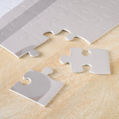 Womens die de wekker in de hand drukken legpuzzel (Zijkant)