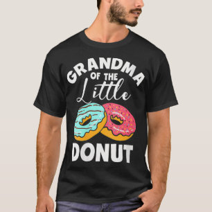 Womens Grandma Donut Dessert Food Baby shower Gran T-shirt