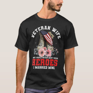 Womens Ki Trots Veteraan Vrouw Kostuum Veteraan Da T-shirt