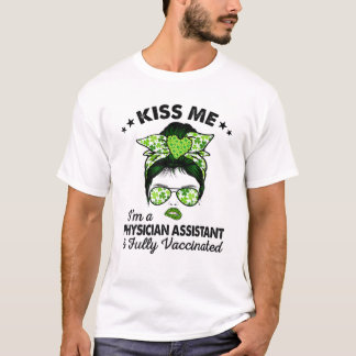 Womens Kiss Ik ben een assistent Iers St. T-shirt