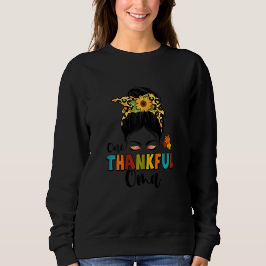 Womens One Thankful Oma Leopard Messy Bun Fall Tha Trui (Voorkant)