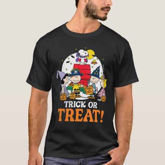 Womens Peanuts Halloween Trick Or Treat moonlight  T-shirt (Voorkant)