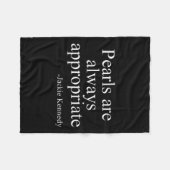 Womens Pearls Are Always Appropriate Jackie Kenned Fleece Deken (Voorkant (Horizontaal))