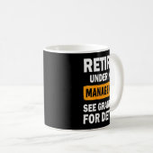 Womens Retired Under New Management See Grandkids  Koffiemok (Voorkant rechts)