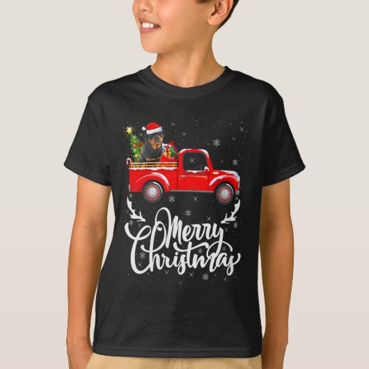Womens Rottweiler Dog On Christmas Tree Red Truck  T-shirt (Voorkant)