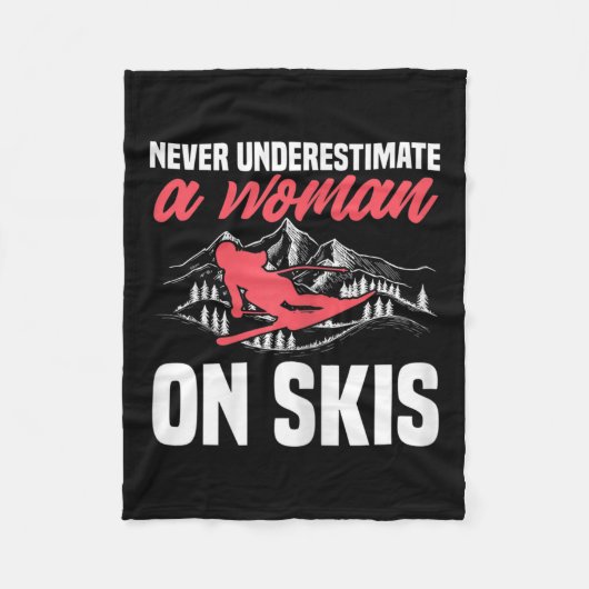 Womens Ski Funny Skiing Never Underestimate A Woma Fleece Deken (Voorkant)