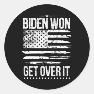 Won Get Over It Amerikaanse vlag grappig Biden Har Ronde Sticker
