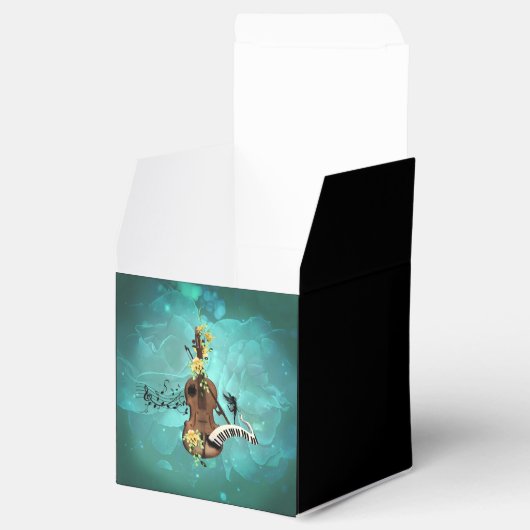 Wondeful violin with piano and flowers bedankdoosjes (Geopend)