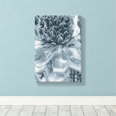 Wonder Ananas Bloem Uitgerekt Canvas Print (Insitu (Houten vloer))