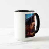 Wonder-vrouw blokkeert zwaard mok (Voorkant rechts)