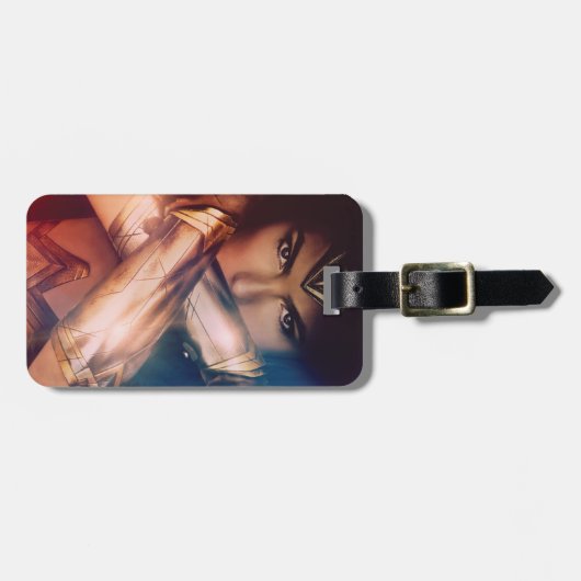 Wonder-vrouw die blokkeert met racelets bagagelabel (Voorkant horizontaal)