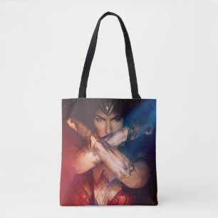 Wonder-vrouw die blokkeert met racelets tote bag