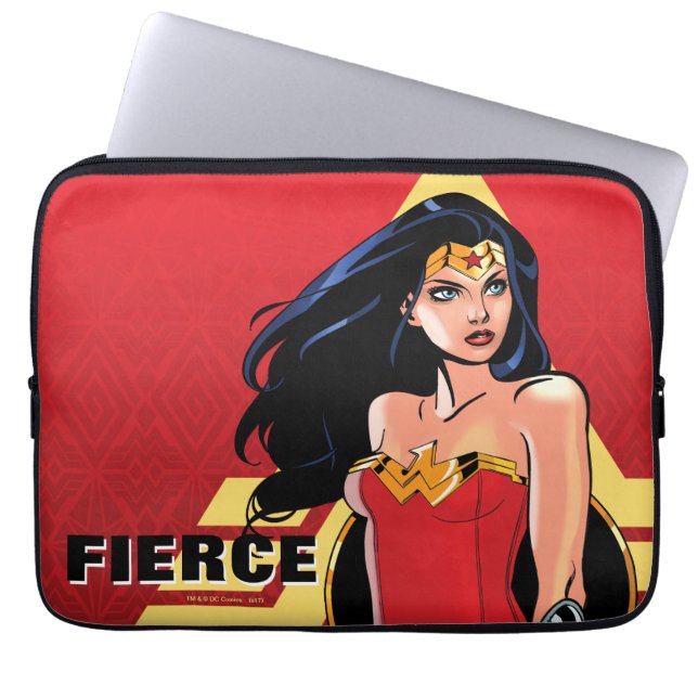 Wonder-vrouw met zwaard - doorboring laptop sleeve (Voorkant)