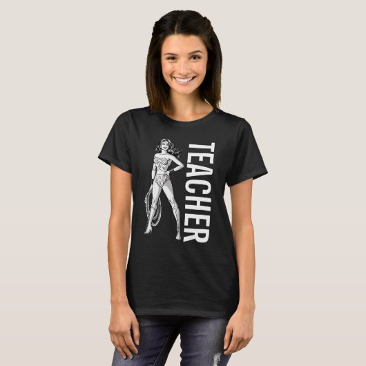 Wonder Woman Black & White Pose Docent T-shirt (Voorkant volledig)