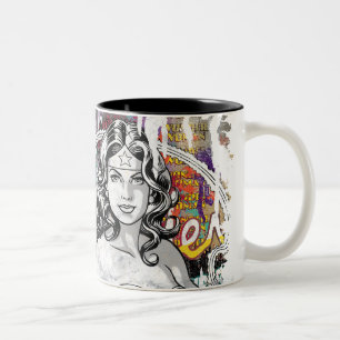 Wonder Woman Collage 6 Tweekleurige Koffiemok