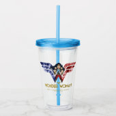 Wonder Woman Crossed Arms in Logo Collage Acryl Drinkbeker (Voorkant)