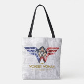 Wonder Woman Crossed Arms in Logo Collage Tote Bag (Achterkant)