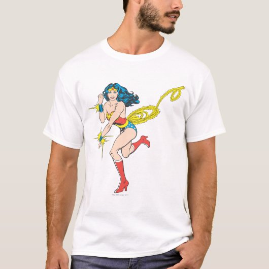 Wonder Woman Cuffs T-shirt (Voorkant)