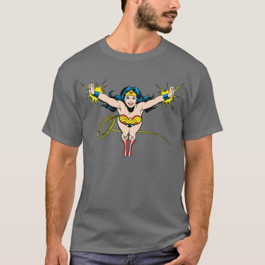 Wonder Woman Fly Forward T-shirt (Voorkant)