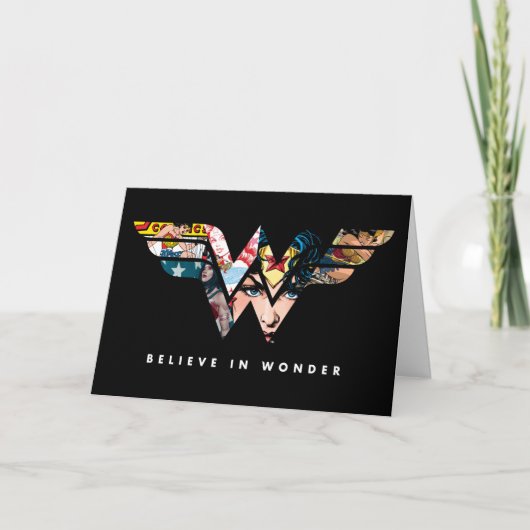 Wonder Woman "Geloof in Wonder" Collage Logo Kaart (Voorkant)