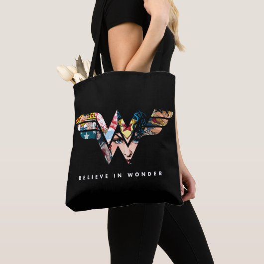 Wonder Woman "Geloof in Wonder" Collage Logo Tote Bag (Dichtbij)