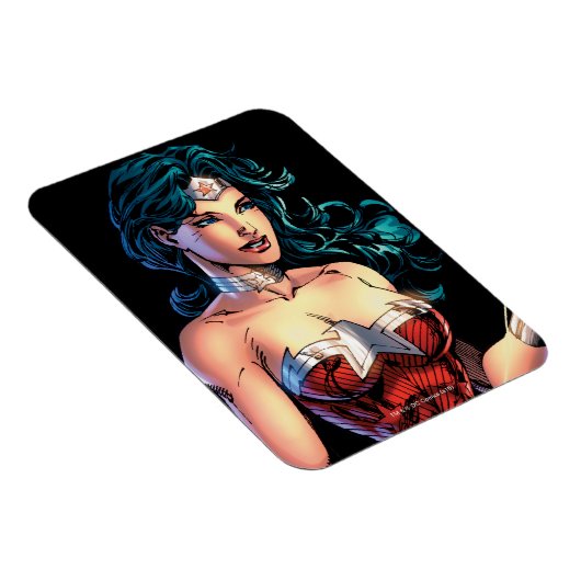 Wonder Woman Gripping Lasso Atop Rock Magneet (Rechterzijde)