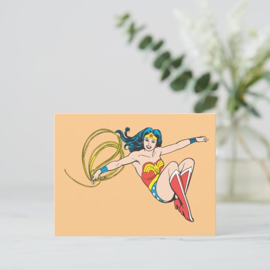 Wonder Woman Jumping Briefkaart (Staand voorkant)