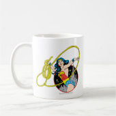 Wonder Woman met de Achtergrond van de Stad Koffiemok (Links)