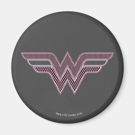 Wonder Woman Pink and Black Checker Mesh Logo Magneet (Voorkant)