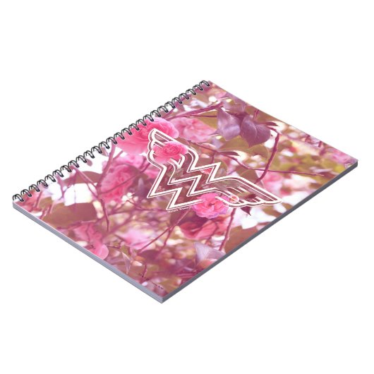 Wonder Woman Pink Camellia Flowers Logo Notitieboek (Linkerzijde)