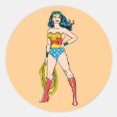 Wonder Woman Standing Ronde Sticker (Voorkant)