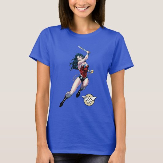 Wonder Woman Swinging Sword T-shirt (Voorkant)