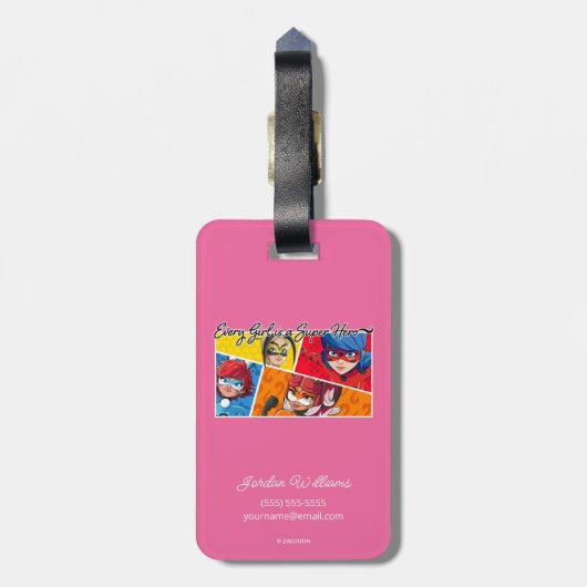 Wonderbaarlijk Elk Meisje Is Een Superheld Bagagelabel (Achterkant verticaal)