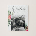 Wonderen van zijn liefde Kerstmis bloemenscript fo Legpuzzel<br><div class="desc">Kerst religieus schrift foto puzzel "Wonderen van zijn liefde" met waterverf winterroze bloemige en bosrijke dennentak. Neem contact met me op als je nog meer objecten nodig hebt.</div>