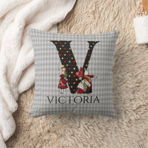 Wonderland Alice & Queen of Hearts Letter V Kussen