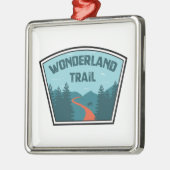 Wonderland Trail Metalen Ornament (Links)
