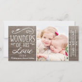 Wonders van zijn Love Rustic Wood kerstfoto Feestdagenkaart (Voorkant)