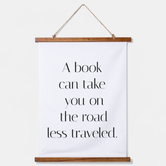 Wood met bovenzijde tegen de muur hangend wandkleed (Voorkant)