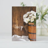 Wooden Bucket of White Daisies Barn Wedding RSVP (Staand voorkant)