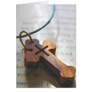 Wooden Cross still Life op  boekpagina